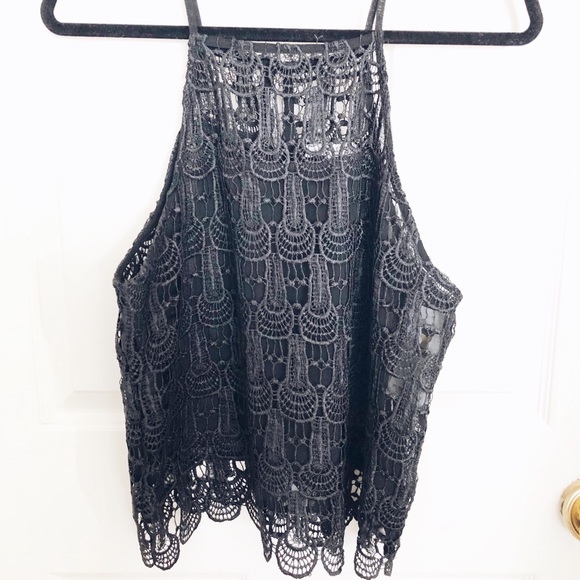Tops - FINAL PRICE DROP CROCHETED CROP TOP